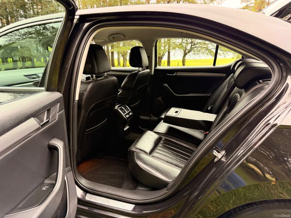 Skoda Superb 2019 2.0 TDI STYLE AUTOMATIC 398339179