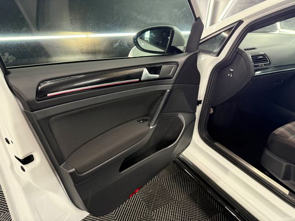 ◼️2014 VOLKSWAGEN GOLF GTI 2.0 TSI AUTOMATIC◼️ 398443411