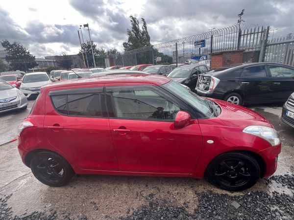 2016 Suzuki Swift, 5 of 14