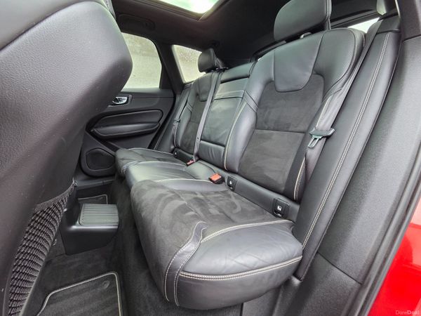 Volvo XC60 T8 (400hp) PHEV R-Design Automatic 398450039