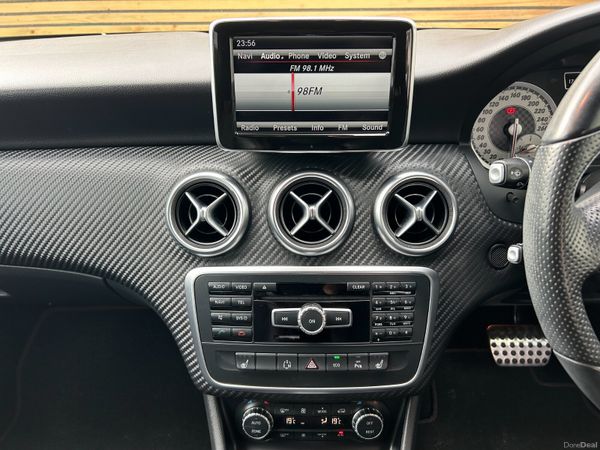 Mercedes Benz A180 AMG Auto 2014 398478821