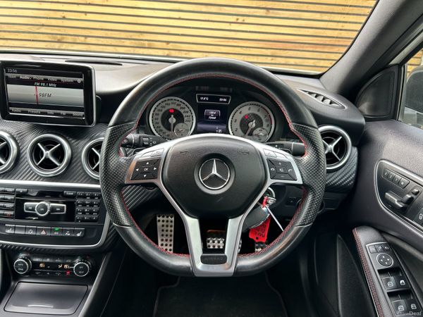 Mercedes Benz A180 AMG Auto 2014 398478831