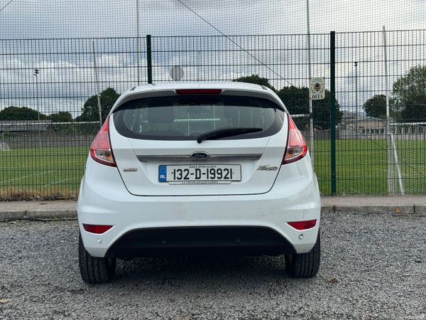 2013 Ford Fiesta ZETEC, 5 of 22