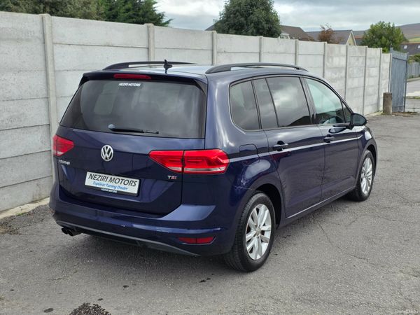 VW Touran 7-Seater Petrol Automatic 398493907