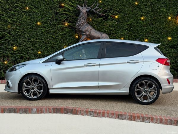 Ford Fiesta 2021 ST-Line 398497449