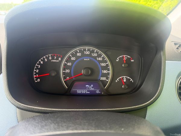 Hyundai i10 2017 DELUXE 1.0 LOW MILEAGE 398418269