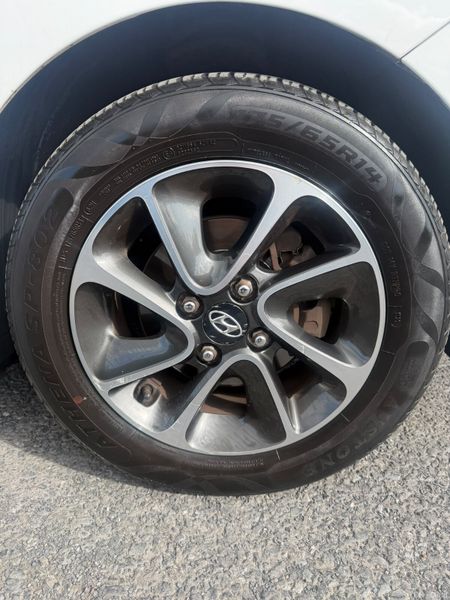 Hyundai i10 2017 DELUXE 1.0 LOW MILEAGE 398418271