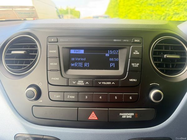 Hyundai i10 2017 DELUXE 1.0 LOW MILEAGE 398418303