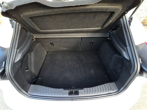 172  Ford Focus ST-LINE POWERSHIFT 398422303