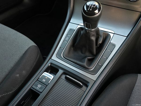 161 Volkswagen Golf 1.6TDI MANUAL 398422575