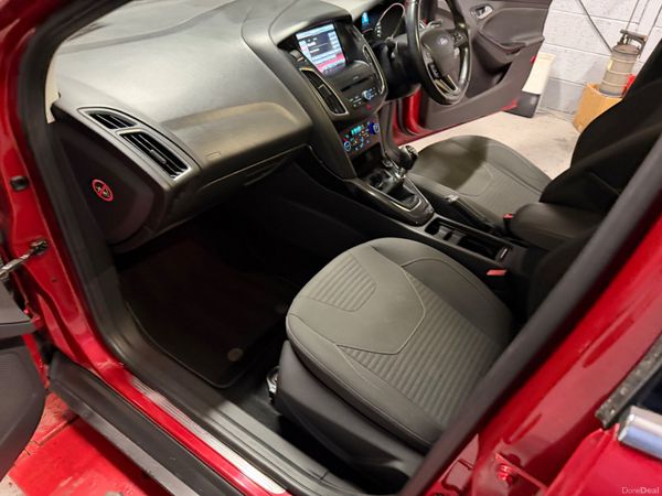 2016  FORD FOCUS      NEW NCT ! 398426419