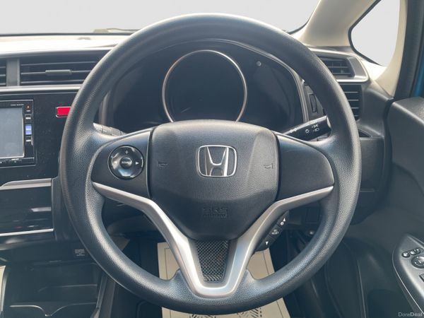 2015 HONDA FIT 1.5 HYBRID  AUTOMATIC *FINANCE* 398551783