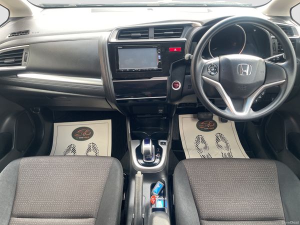 2015 HONDA FIT 1.5 HYBRID  AUTOMATIC *FINANCE* 398551785