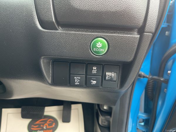 2015 HONDA FIT 1.5 HYBRID  AUTOMATIC *FINANCE* 398551787