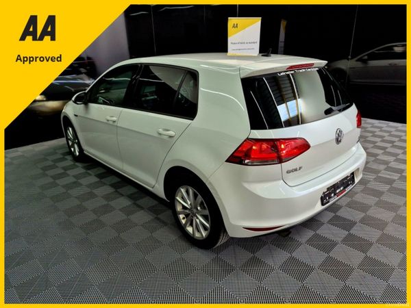 🚗2016 Volkswagen Golf Lounge Edition  | 84KM 🚗 398571123
