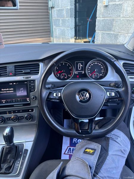 Volkswagen Golf 2016 398574731