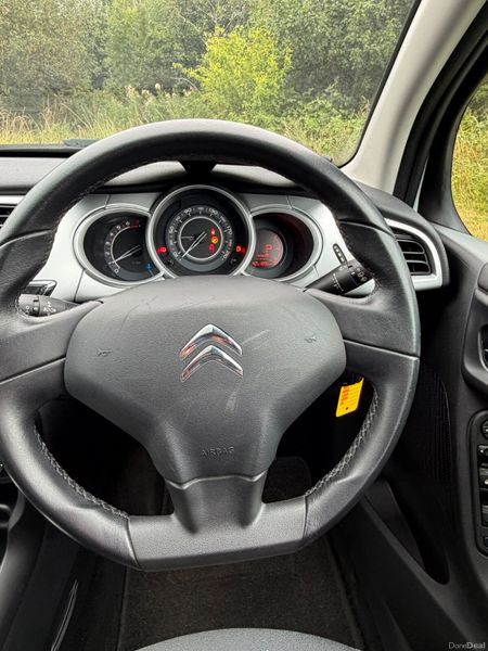 Citroen C3 2013. AUTOMATIC VERY LOW MILEAGE 398606987