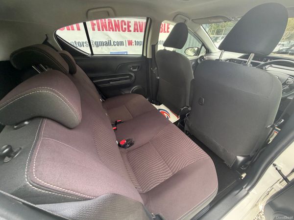 Toyota Aqua low Milage 398616293