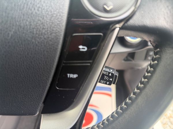 Toyota Aqua low Milage 398616301