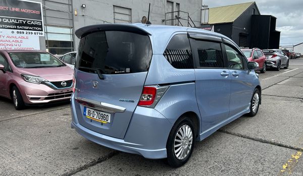 2016 Honda Freed  | 6 Seater 398745521