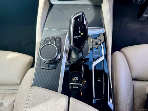 BMW 5-Series M Sport D 4DR AUTO 398769941