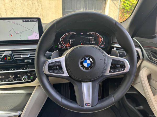 BMW 5-Series M Sport D 4DR AUTO 398769945
