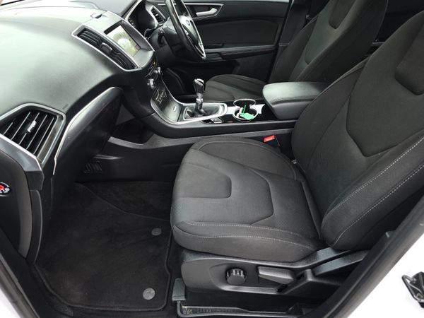 172 Ford S-Max TITANIUM  7 SEATS 2.0 TDCI 150BHP 398773459