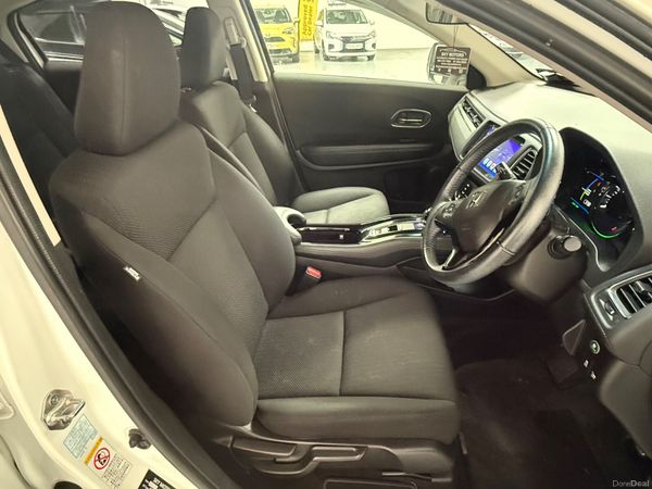 2015 Honda vezel(HRV)1.5 Hybrid automatic,CarPlay 398700865