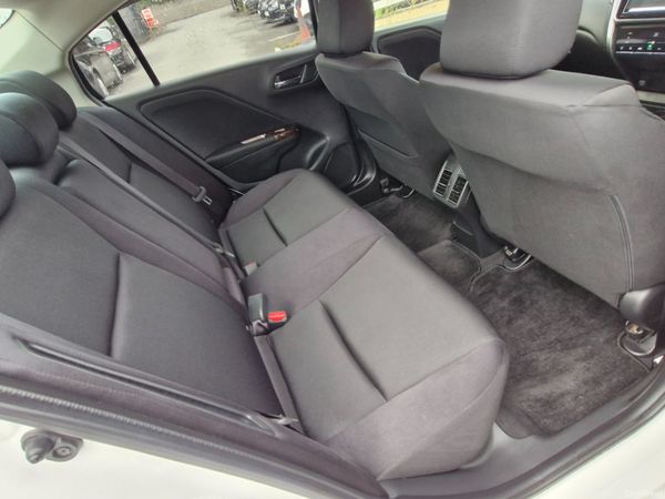 2015 Honda Grace 1.5L Hybrid with Full body kit 398701115
