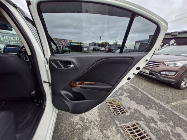2015 Honda Grace 1.5L Hybrid with Full body kit 398701119