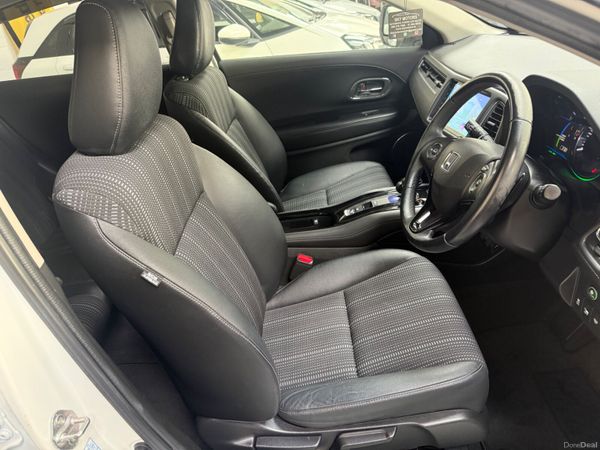 2016 Honda Vezel (HRV) 1.5 Hybrid Automatic, 398701415