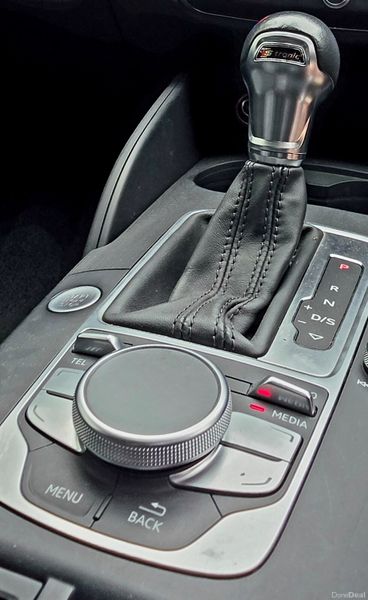 Audi A3 2015 398703593
