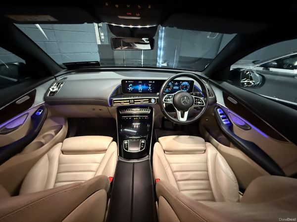 211 Mercedes-Benz EQC 400 AMG Line 4Matic 398723915