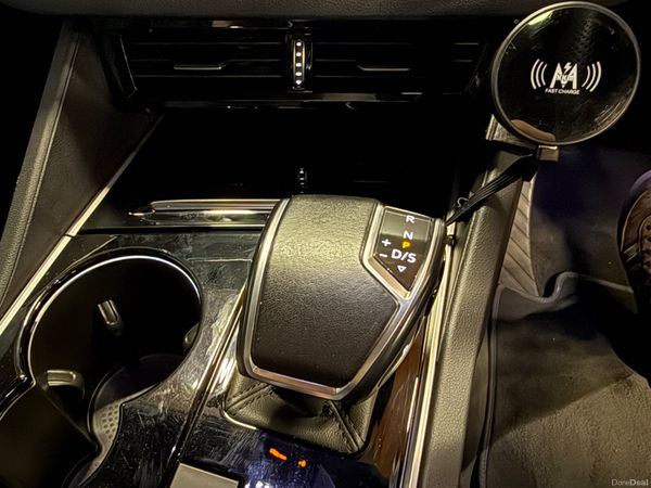 211 Volkswagen Touareg R 3Ltr PHEV 462 BHP 398858471