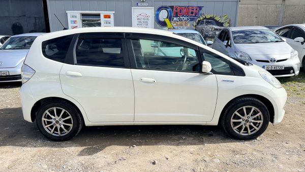 2013 Honda Fit, 2 of 15