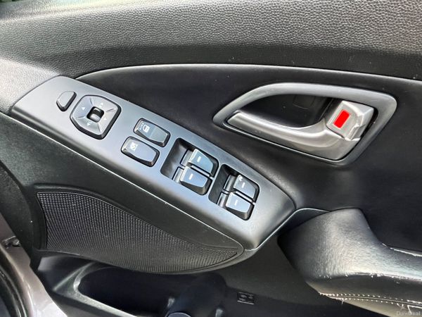 Hyundai ix35 1.7 Diesel Executive 2WD 115hp 398964129