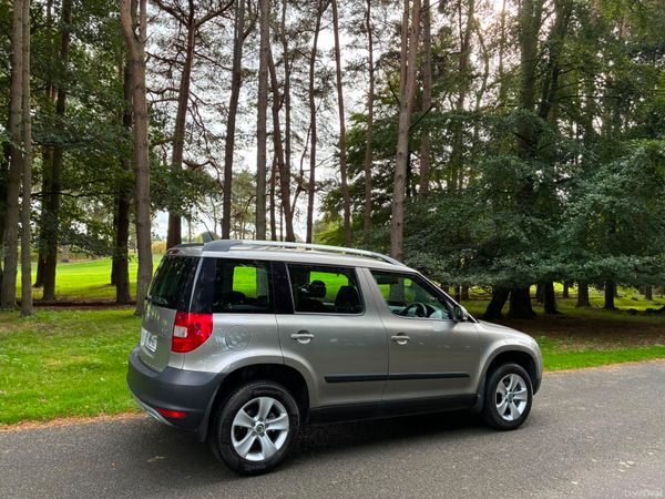 Skoda Yeti 2011 1.6 TDI Greenline is 398968217