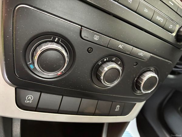 Skoda Yeti 2011 1.6 TDI Greenline is 398968219