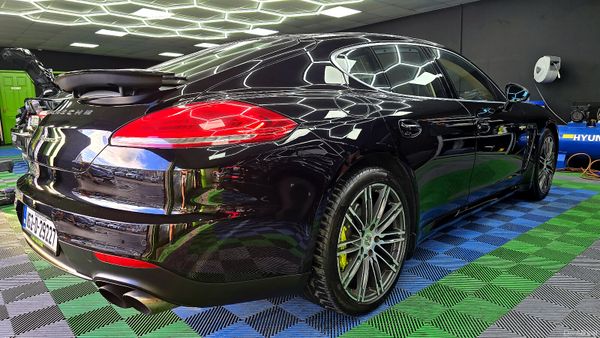 Porsche Panamera 2016  1 Year Warranty Full Servic 398970717