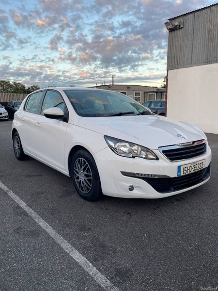 2015 Peugeot 308 Access, 2 of 8
