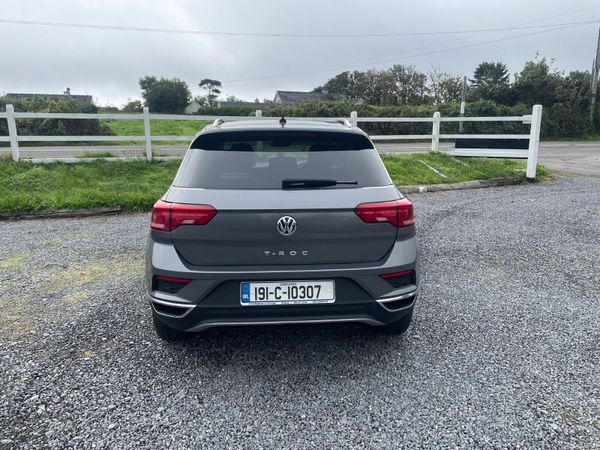Volkswagen T-Roc 2019 398922413