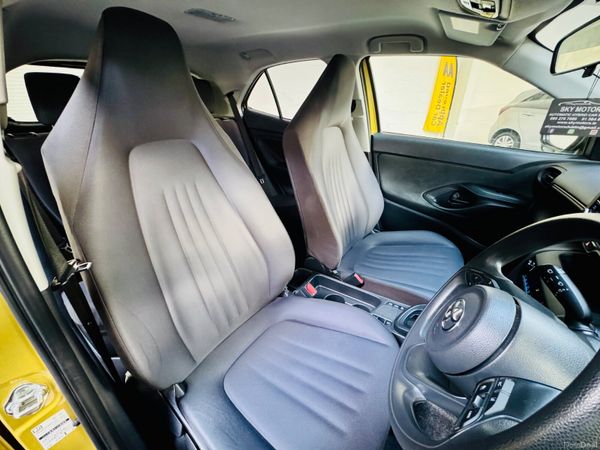 2022 Toyota Yaris Cross 1.5 Hybrid Automatic 399071281