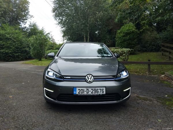 2020 Volkswagen Golf e-GOLF, 3 of 19