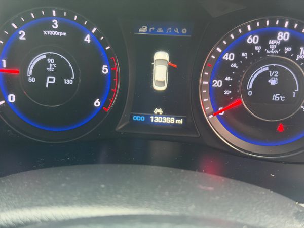 Hyundai i40 2016 399009563
