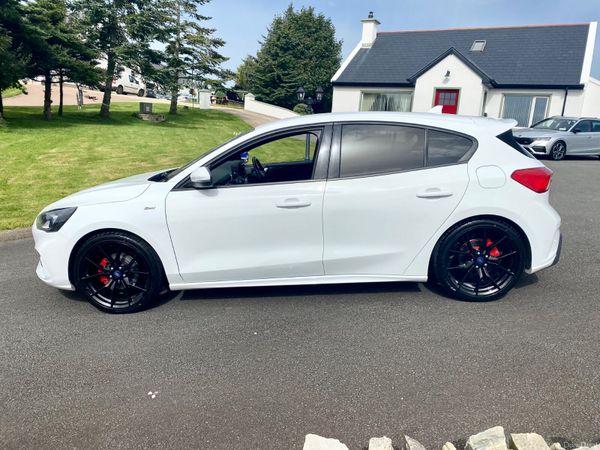 Ford Focus ST Line 1.5TDCi 399162527