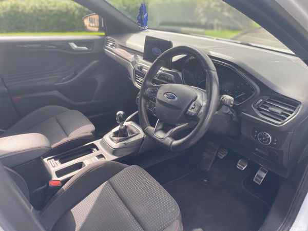 Ford Focus ST Line 1.5TDCi 399162529