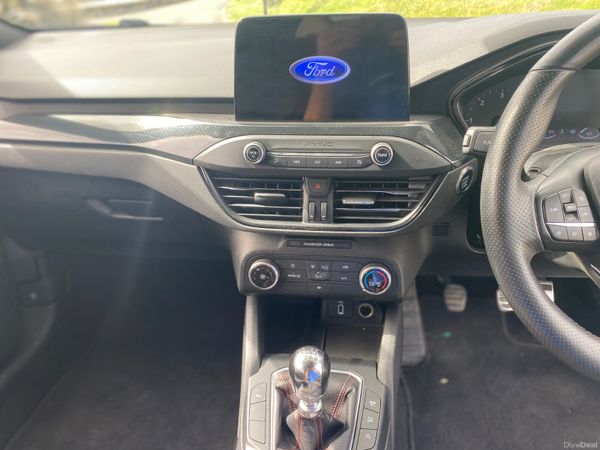 Ford Focus ST Line 1.5TDCi 399162535
