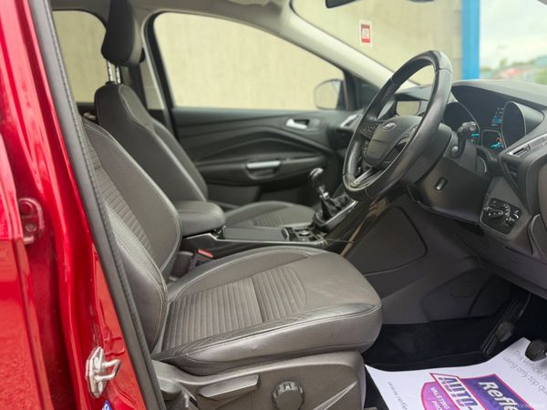 Ford Kuga 181 Titanium Top spec!! 399198073