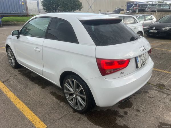 Audi A1 2014 NCT 03/27 399198103