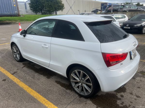 Audi A1 2014 NCT 03/27 399198109